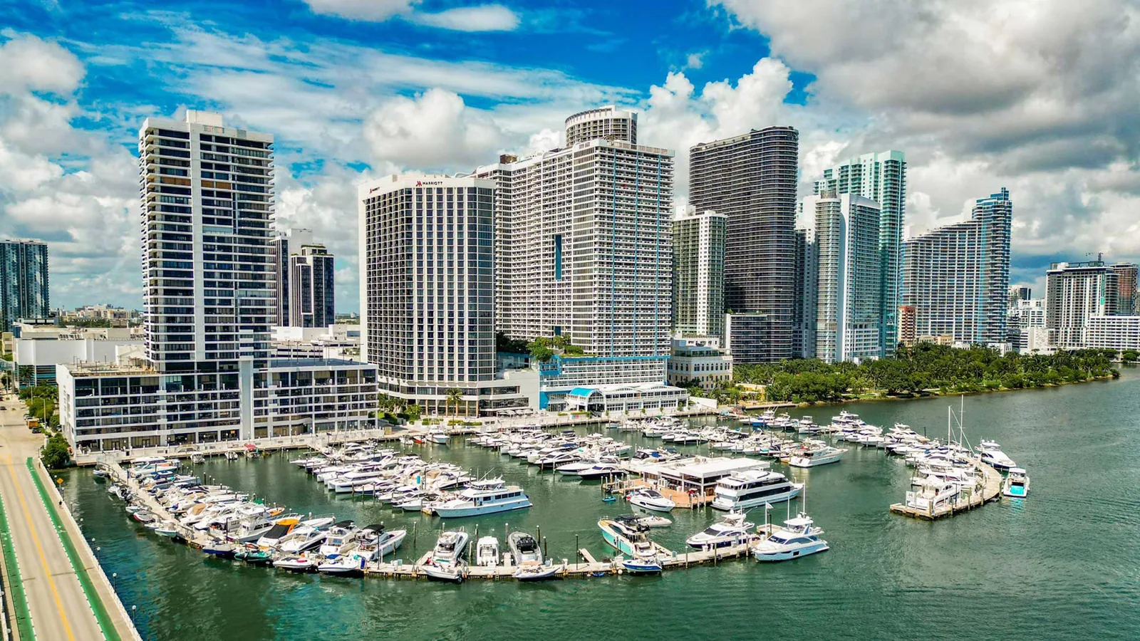 Venetian Marina and Yacht Club, Downtown Miami