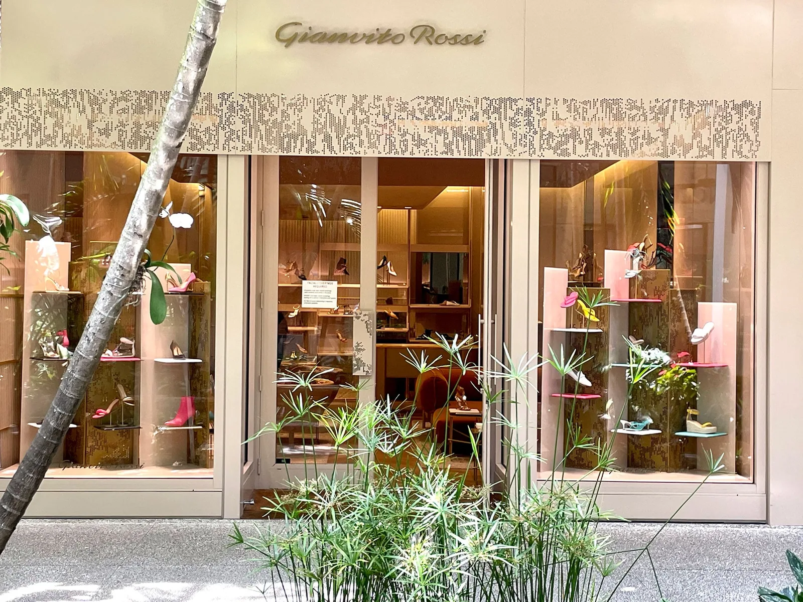 Gianvito Rossi, Bal Harbour