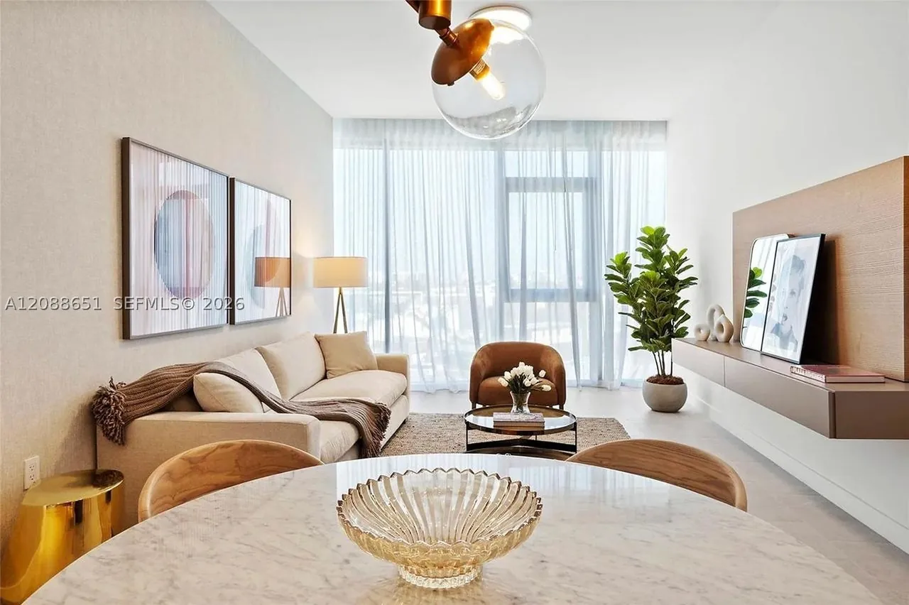 Five Park Residence 506, photo 3