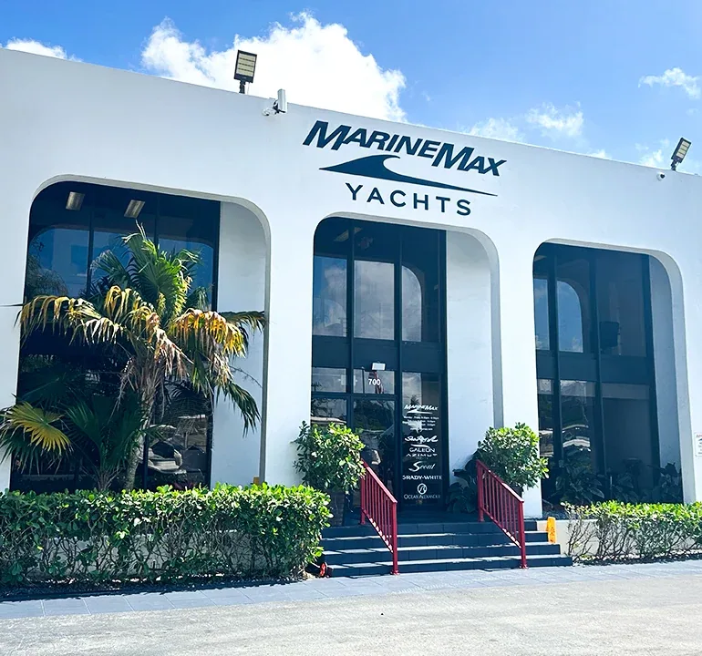 MarineMax Miami, Design District