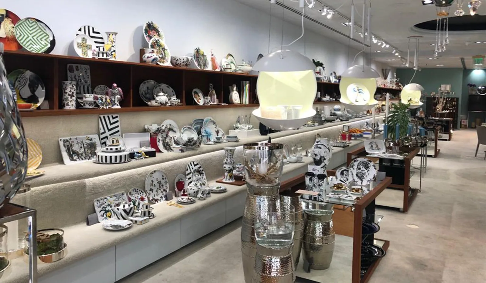 Simona's, Design District
